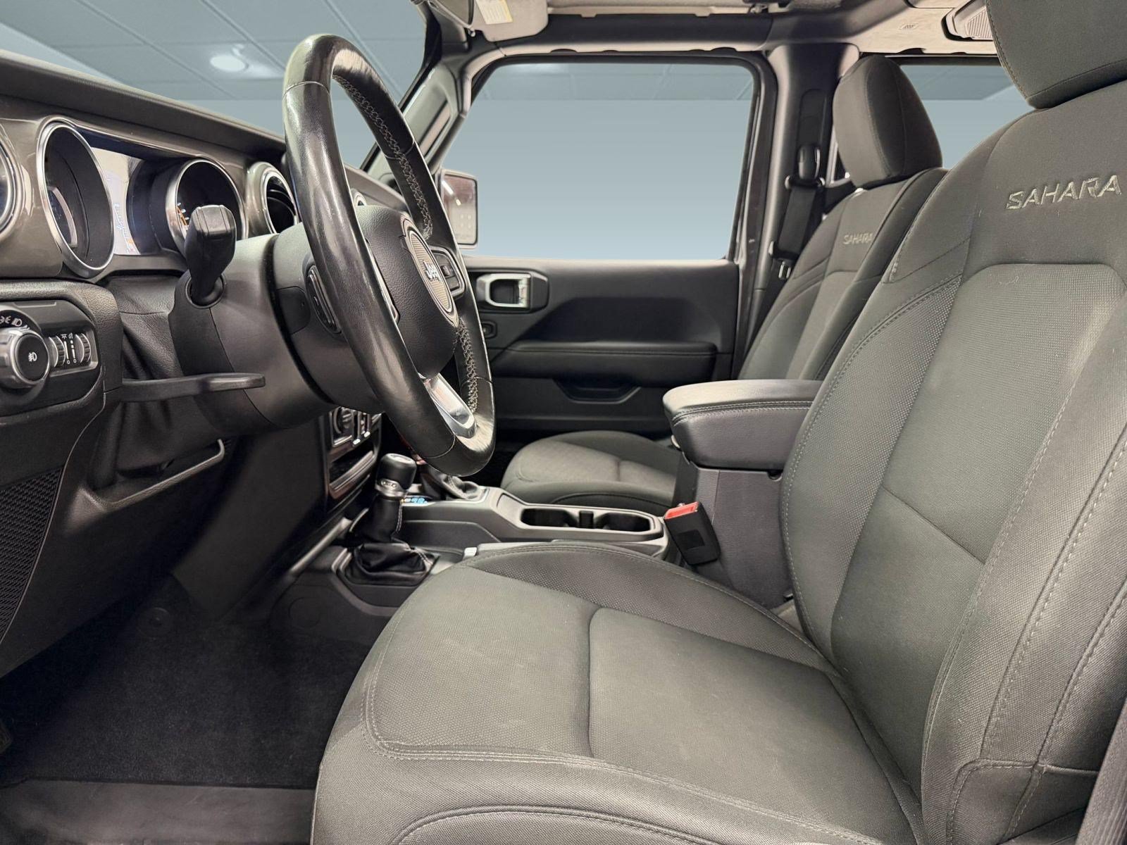 2019 Jeep Wrangler Unlimited Sahara Sahara 4x4