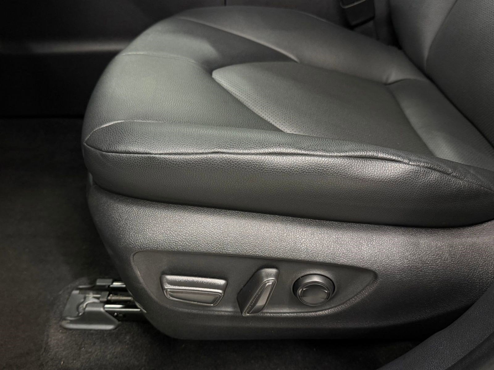 2024 Toyota Grand Highlander XLE - Photo 11