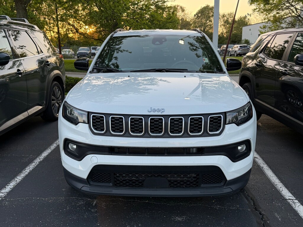 Used 2024 Jeep Compass Latitude Latitude 4x4