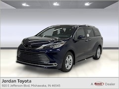 2026 Toyota Sienna Limited 7 PASSENGER