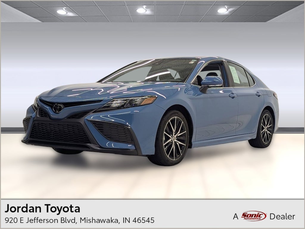 Used 2023 Toyota Camry SE SE Auto AWD