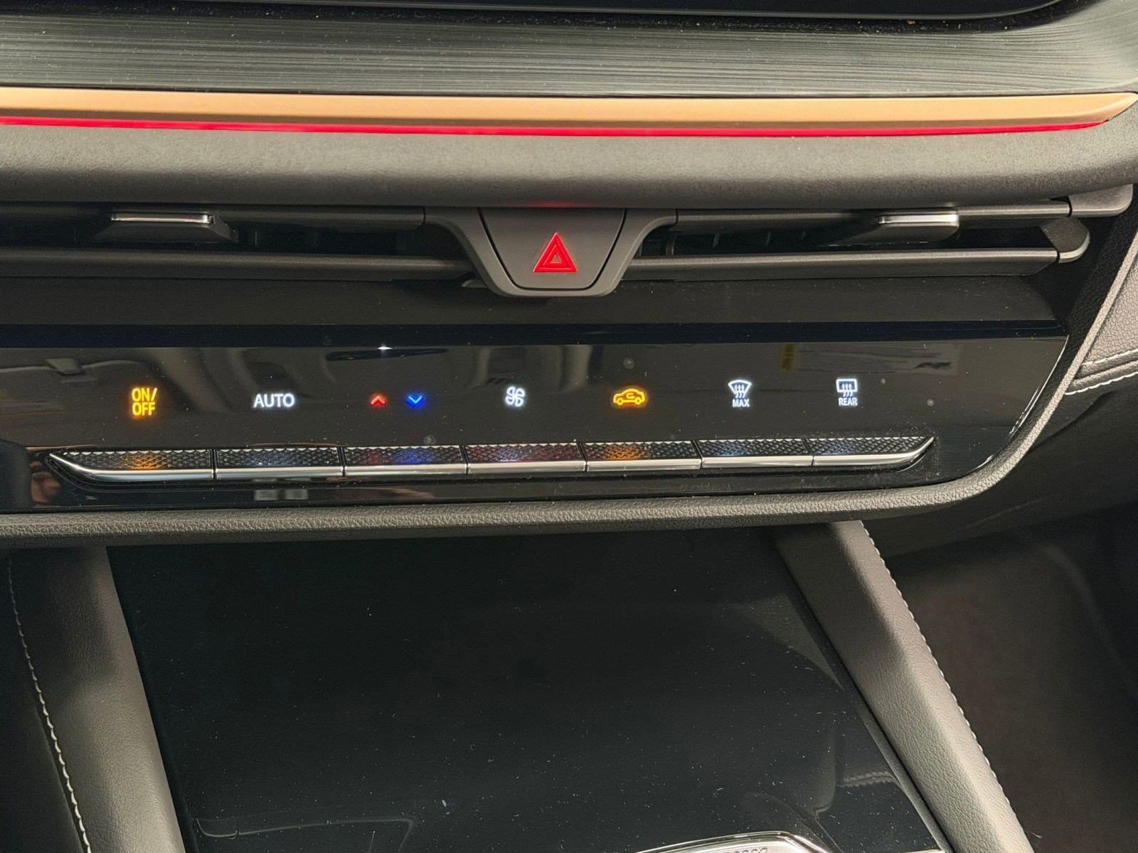 2025 Buick Envision Sport Touring - Photo 27