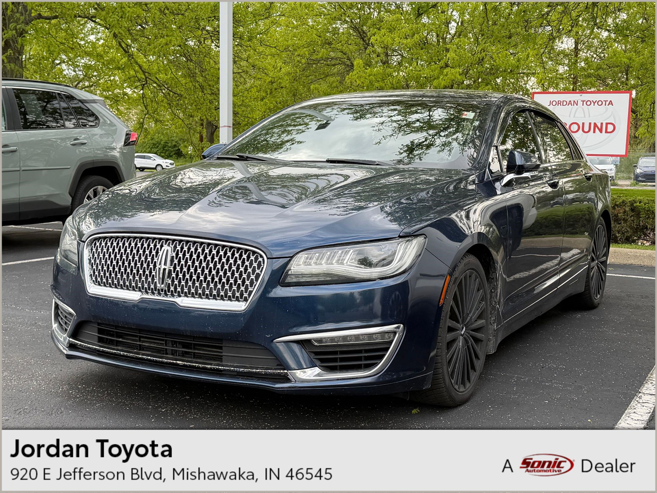 2017 Lincoln MKZ Reserve AWD's photo