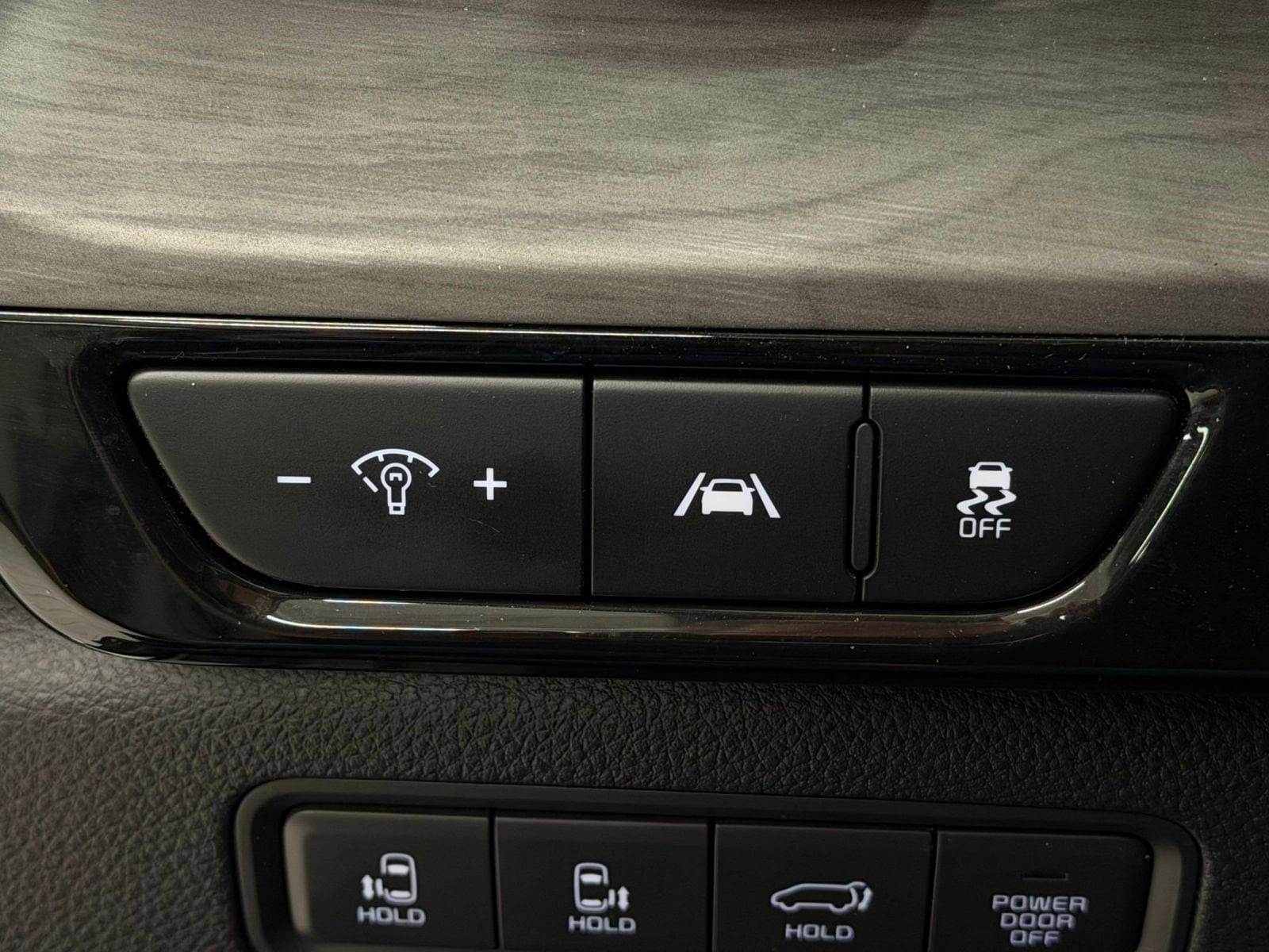 2024 Kia Carnival SX - Photo 25