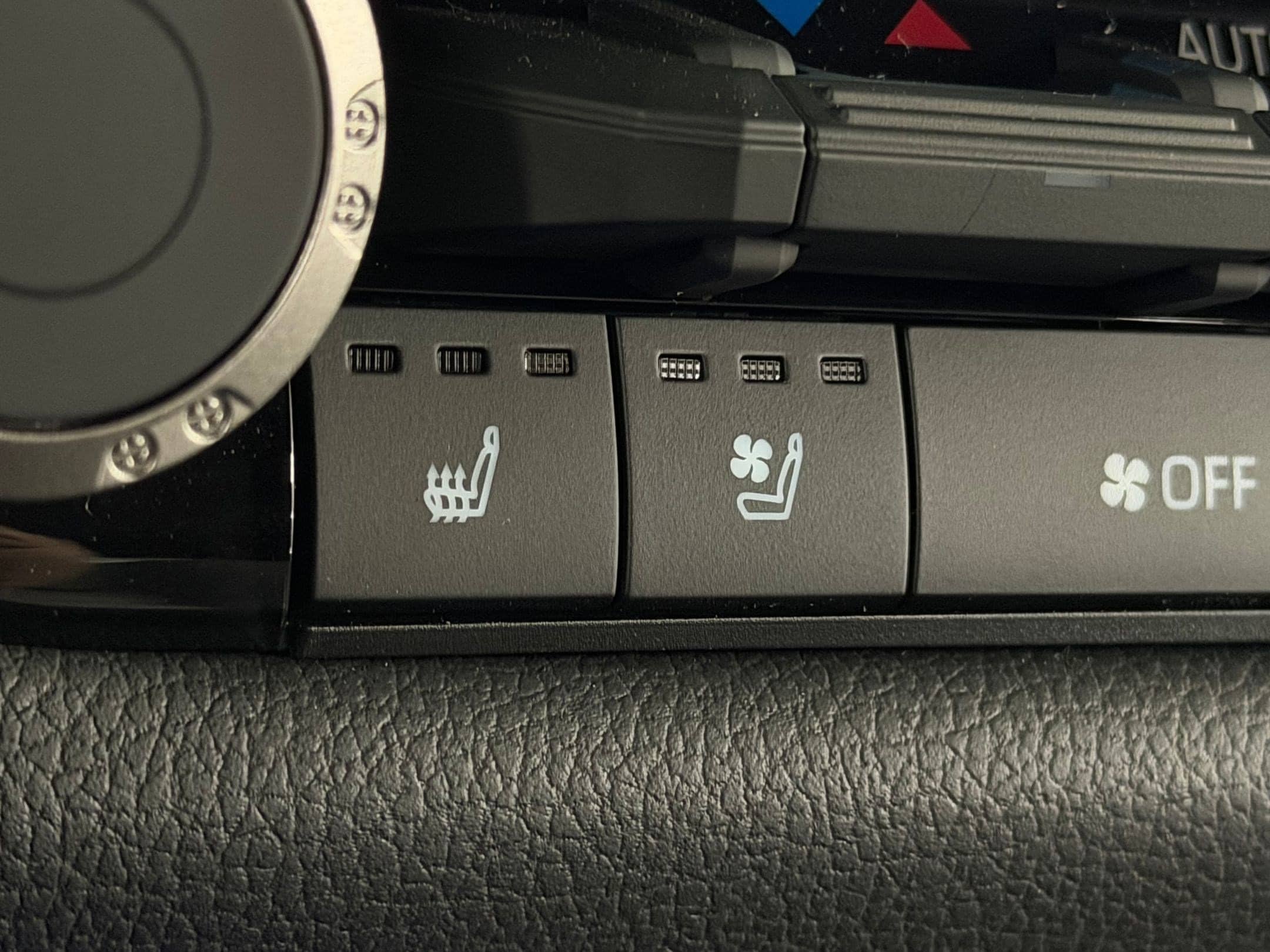 2026 Toyota Tundra Limited - Photo 18