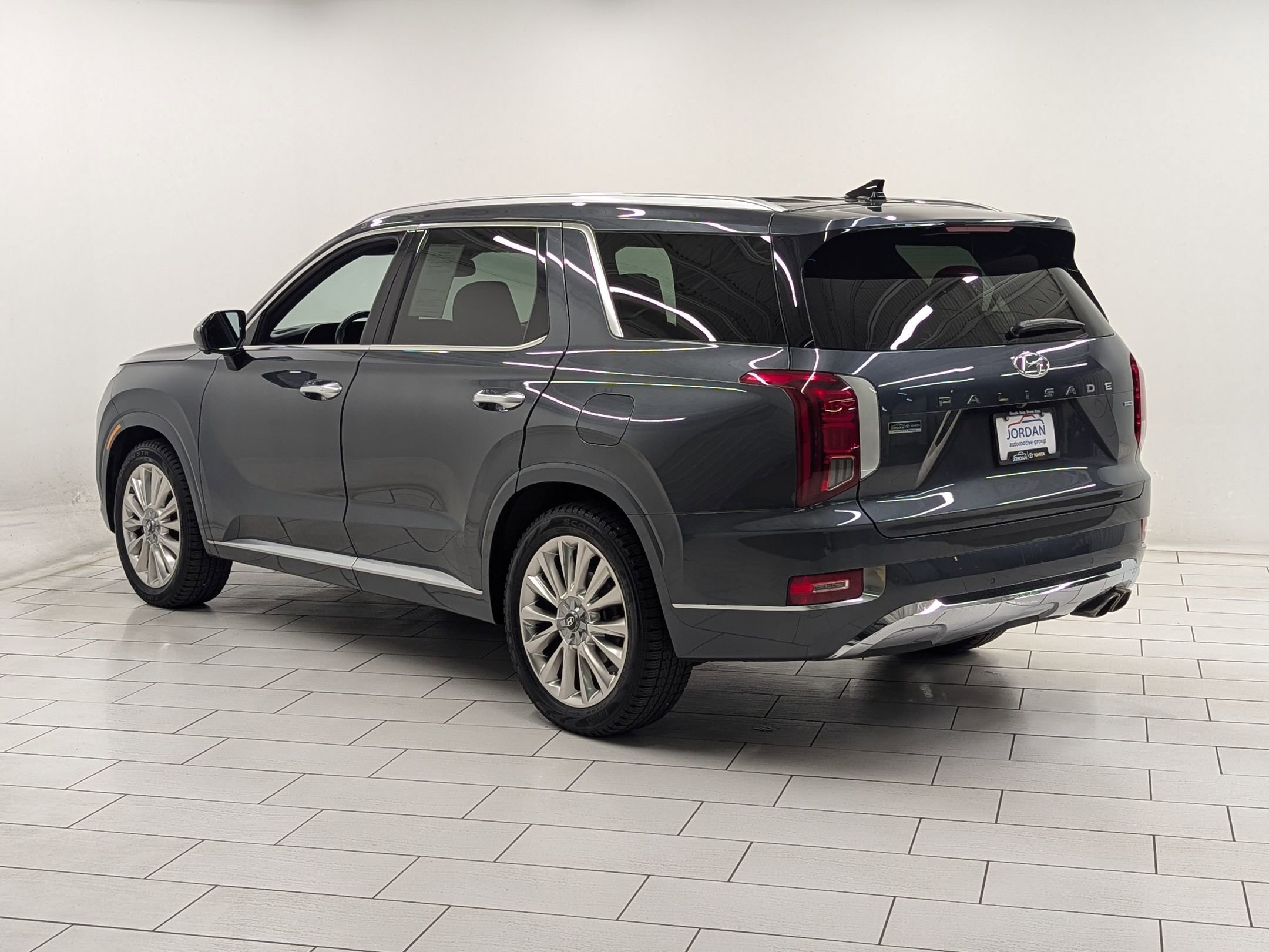 2020 Hyundai Palisade Limited photo 2