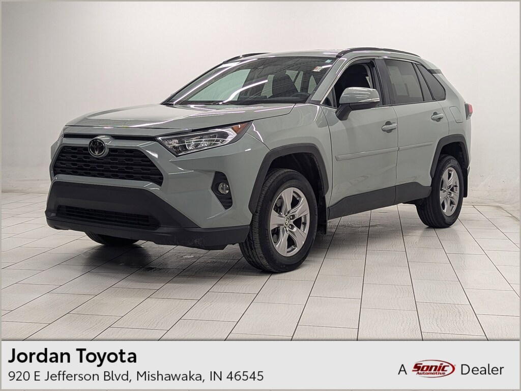 Used 2021 Toyota RAV4 XLE XLE AWD