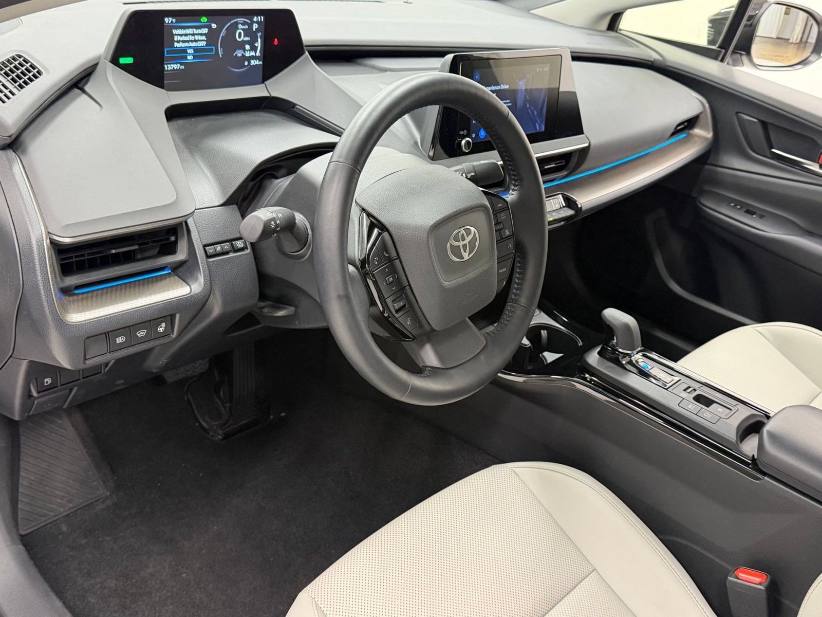 2024 Toyota Prius LE LE AWD