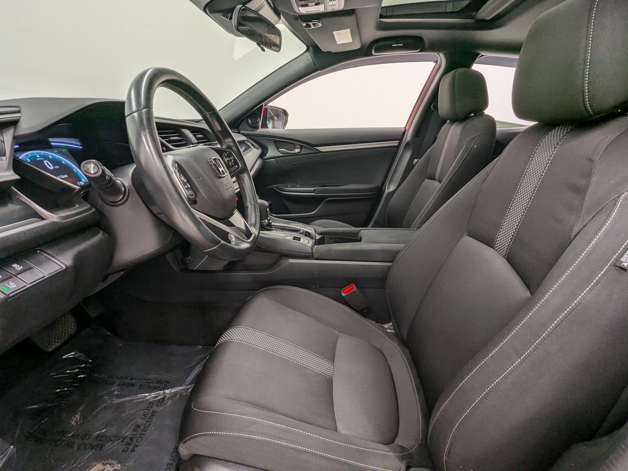 2020 Honda Civic Hatchback EX photo 4