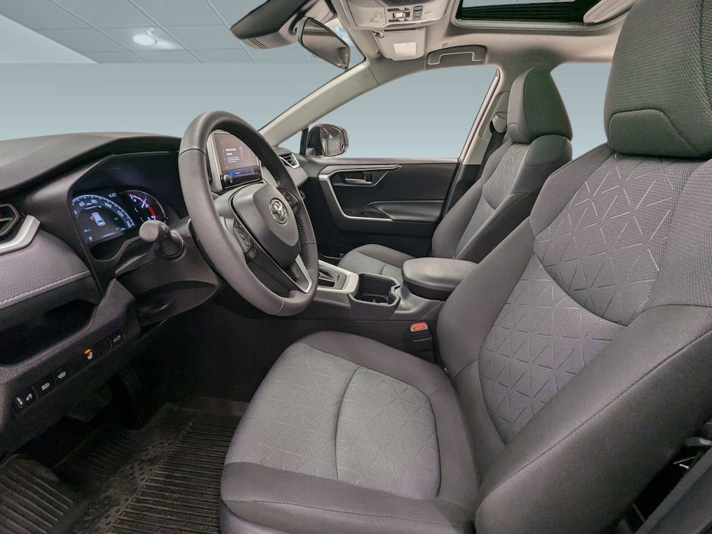 Used 2025 Toyota RAV4 XLE XLE FWD