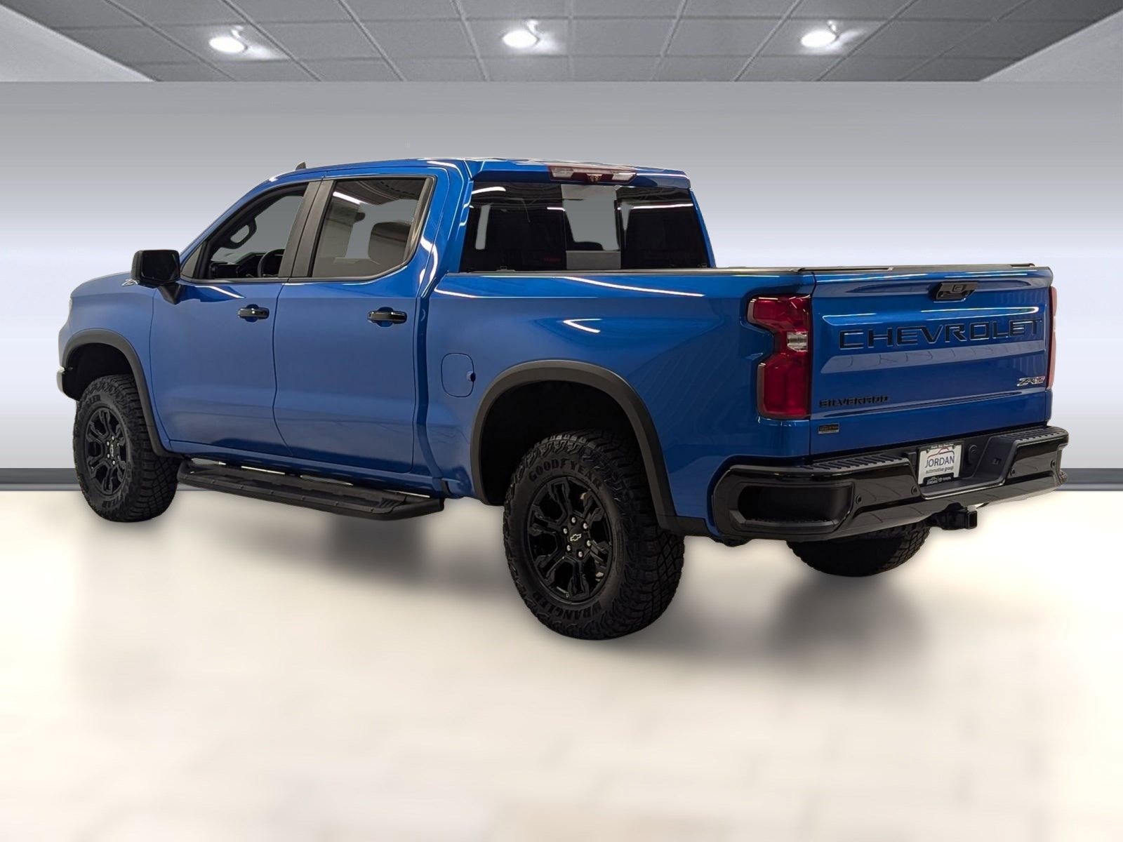 2023 Chevrolet Silverado 1500 ZR2 photo 2