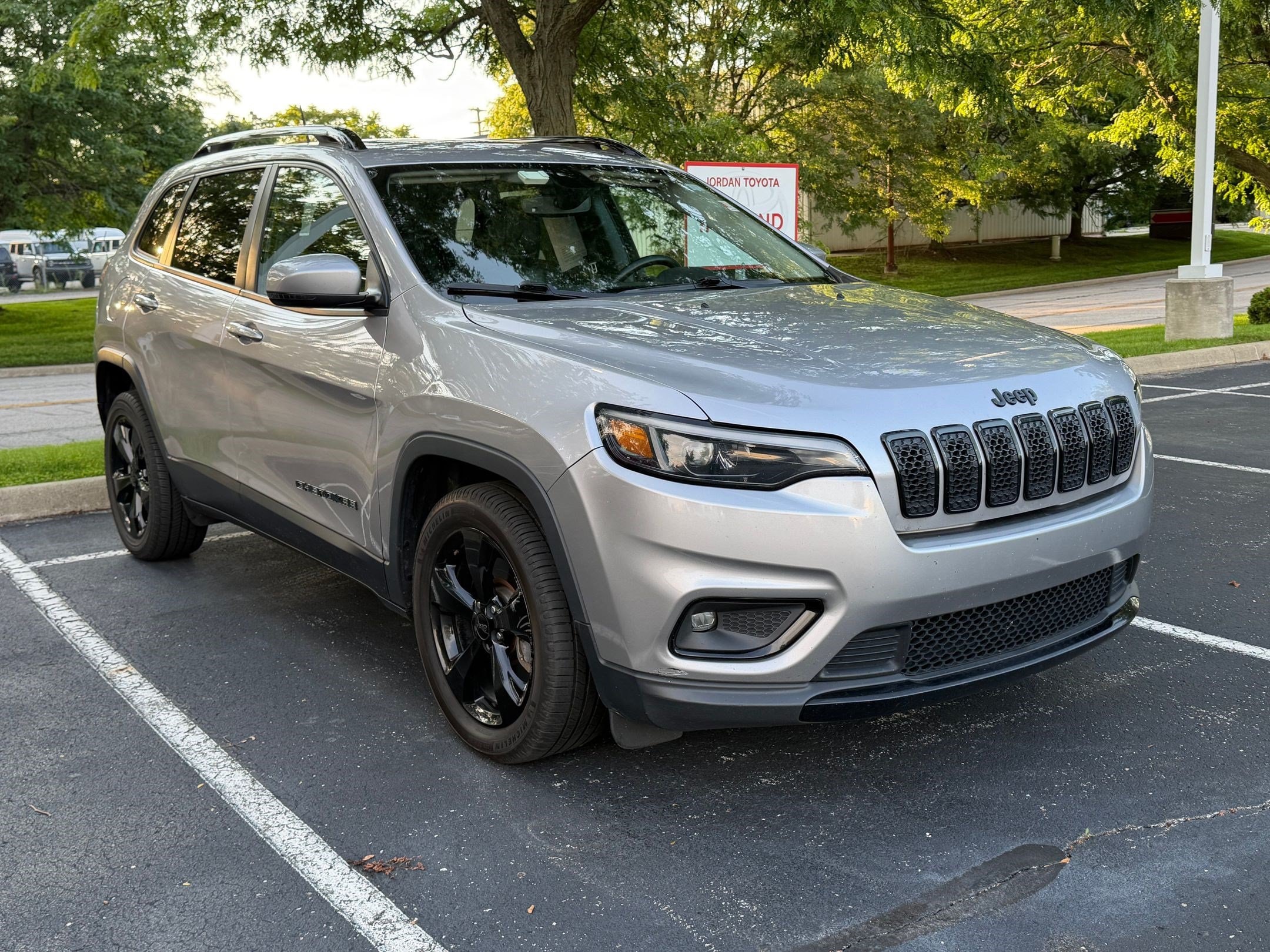 Cherokee Altitude Altitude FWD