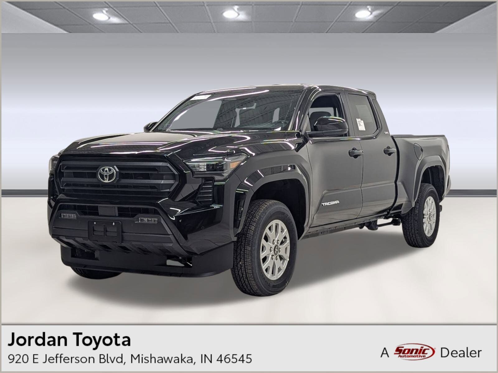 2025 Toyota Tacoma SR5's photo