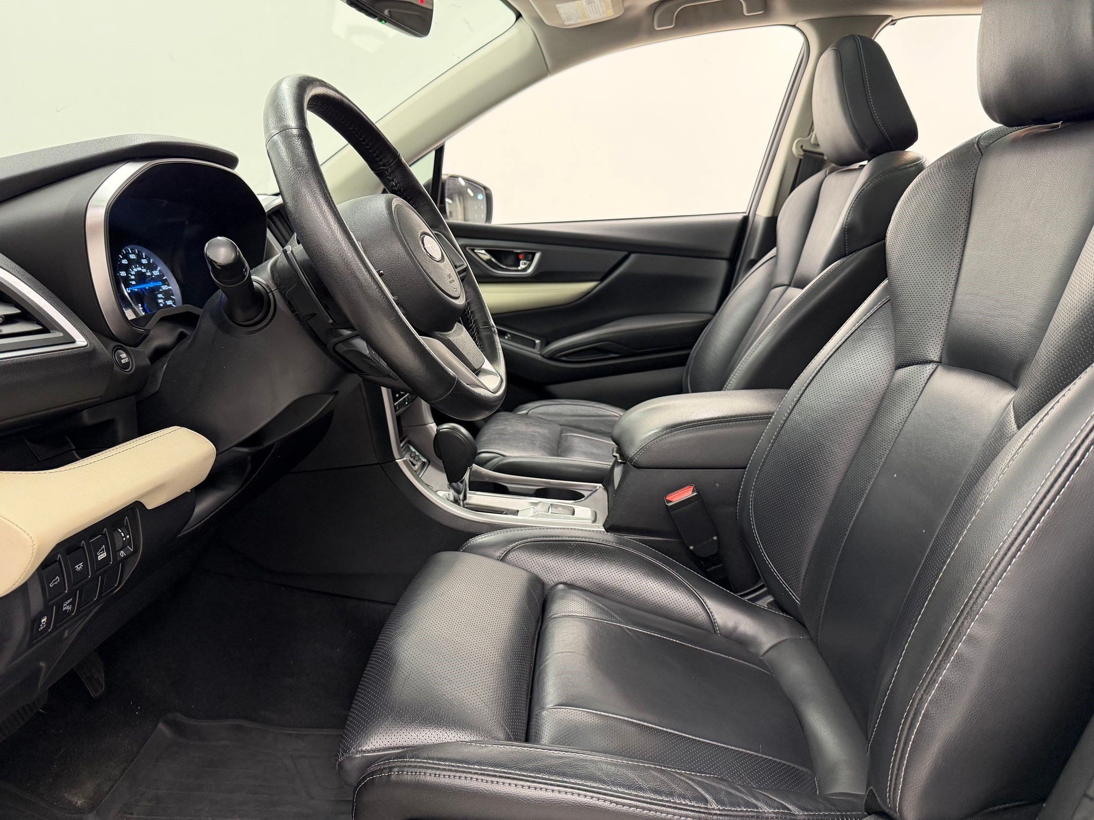 Ascent Limited Limited 7-Passenger