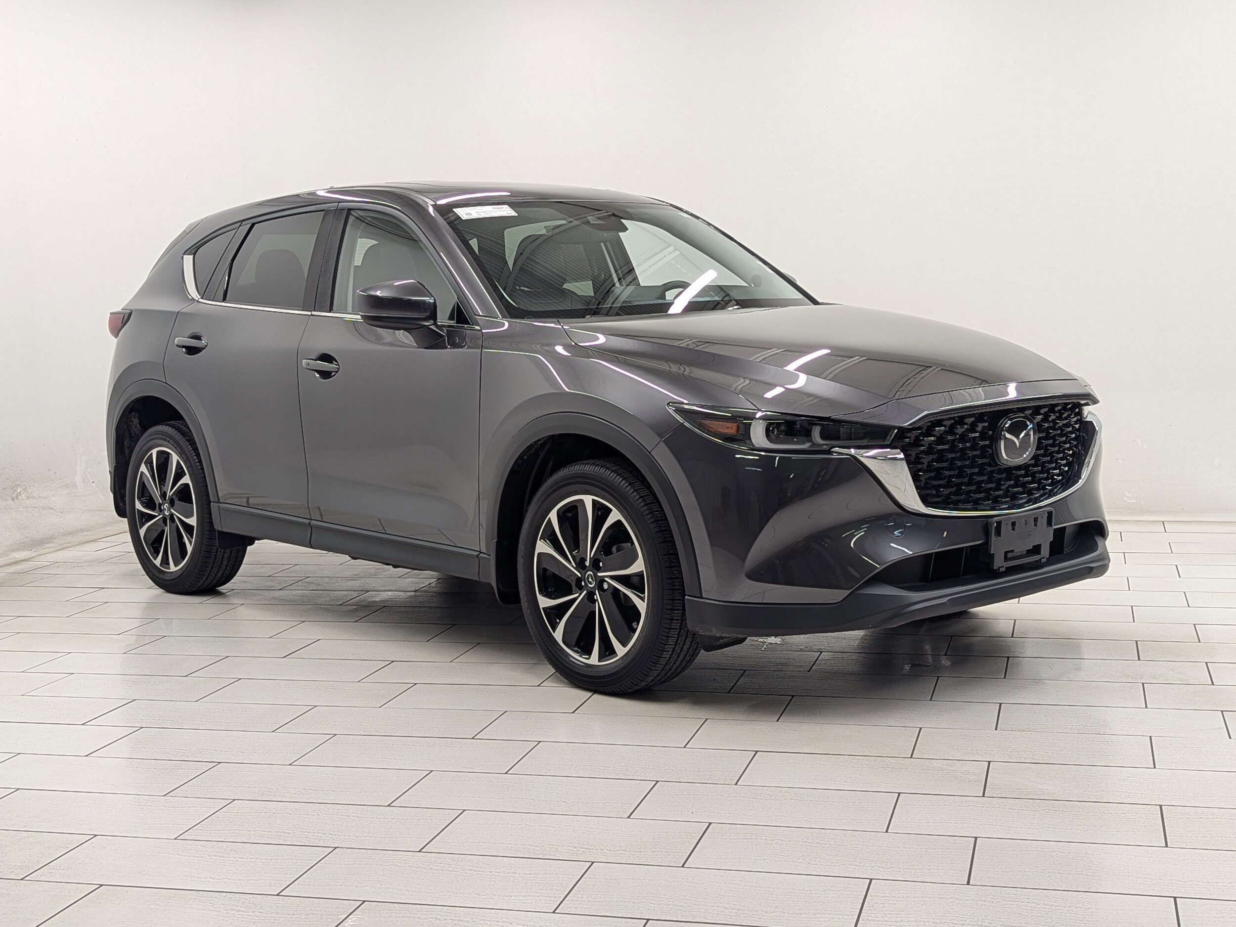 2022 Mazda CX-5 2.5 S Premium photo 2