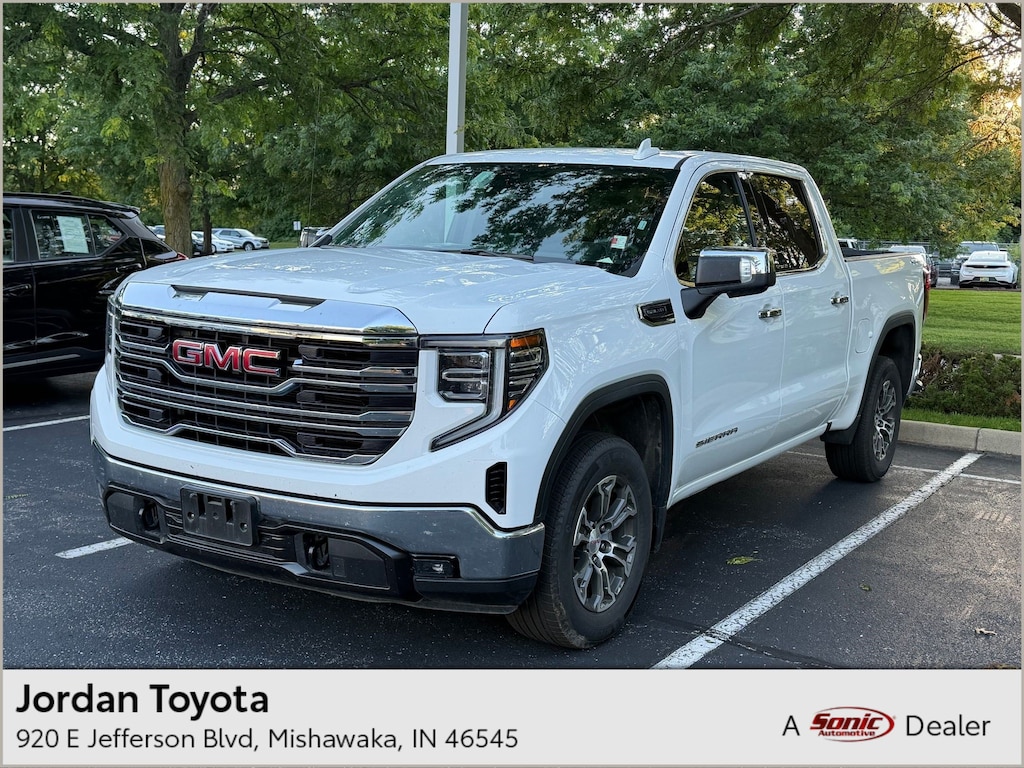 Used 2026 GMC Sierra 1500 SLT 4WD Crew Cab 147 SLT