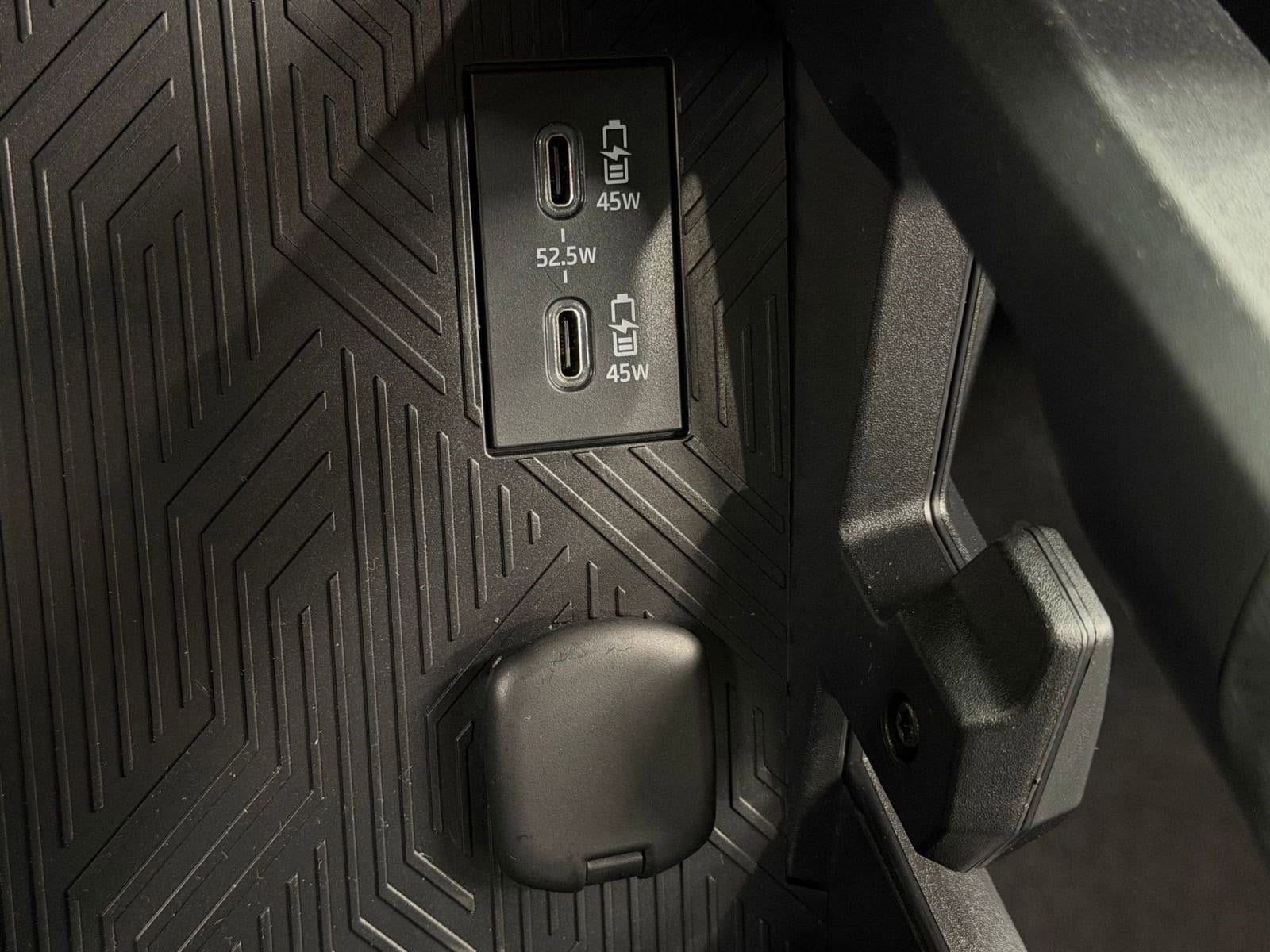 2026 Toyota Tacoma SR5 - Photo 27