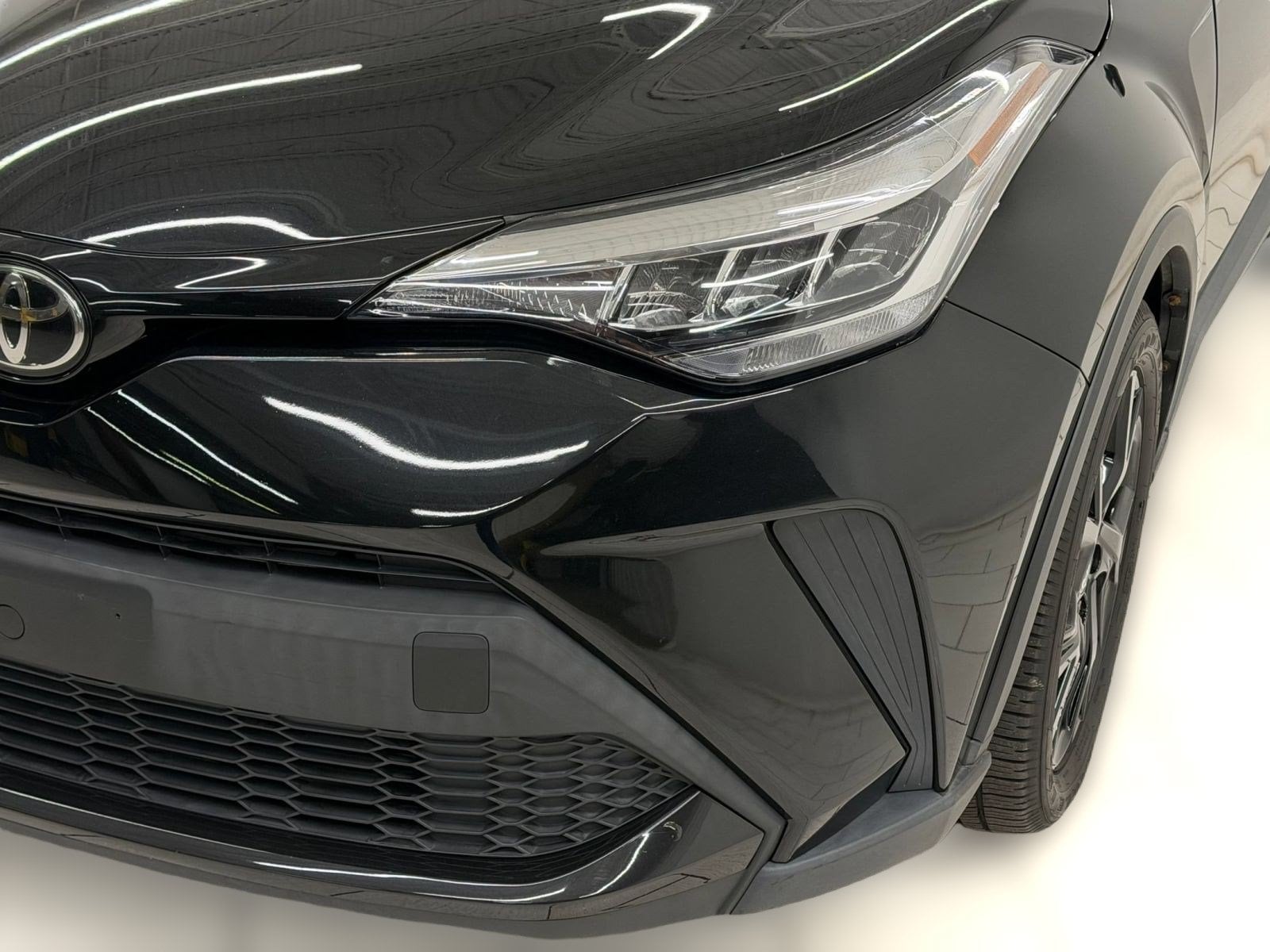 2021 Toyota C-HR Nightshade - Photo 10