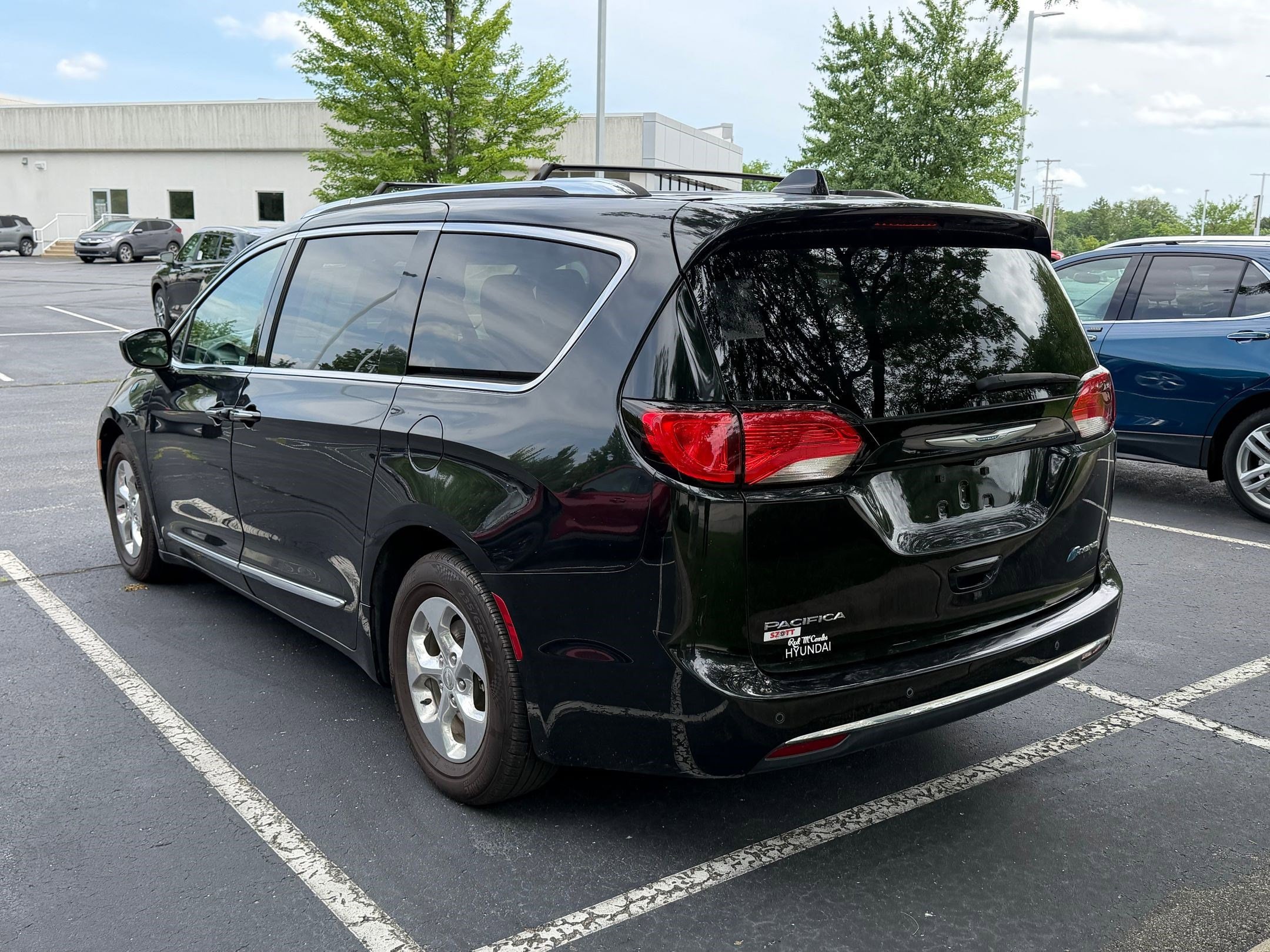 Pacifica Hybrid Touring L Hybrid Touring L FWD