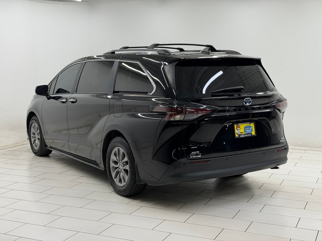 Used 2023 Toyota Sienna XLE XLE AWD 7-Passenger