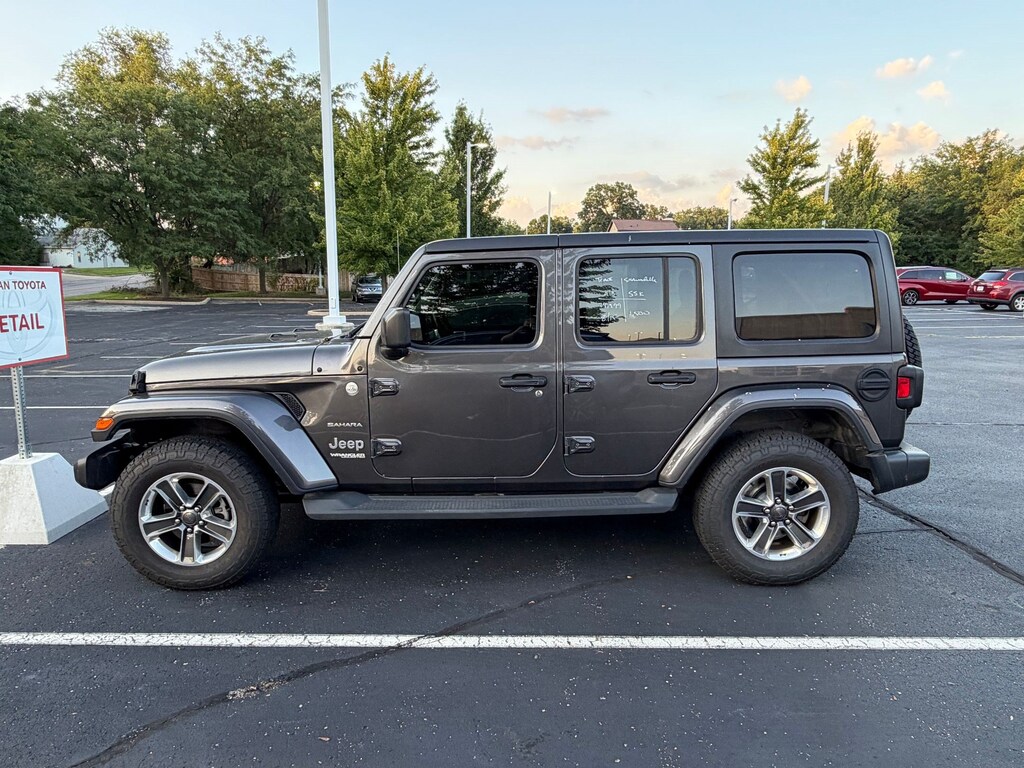 Used 2019 Jeep Wrangler Unlimited Sahara Sahara 4x4