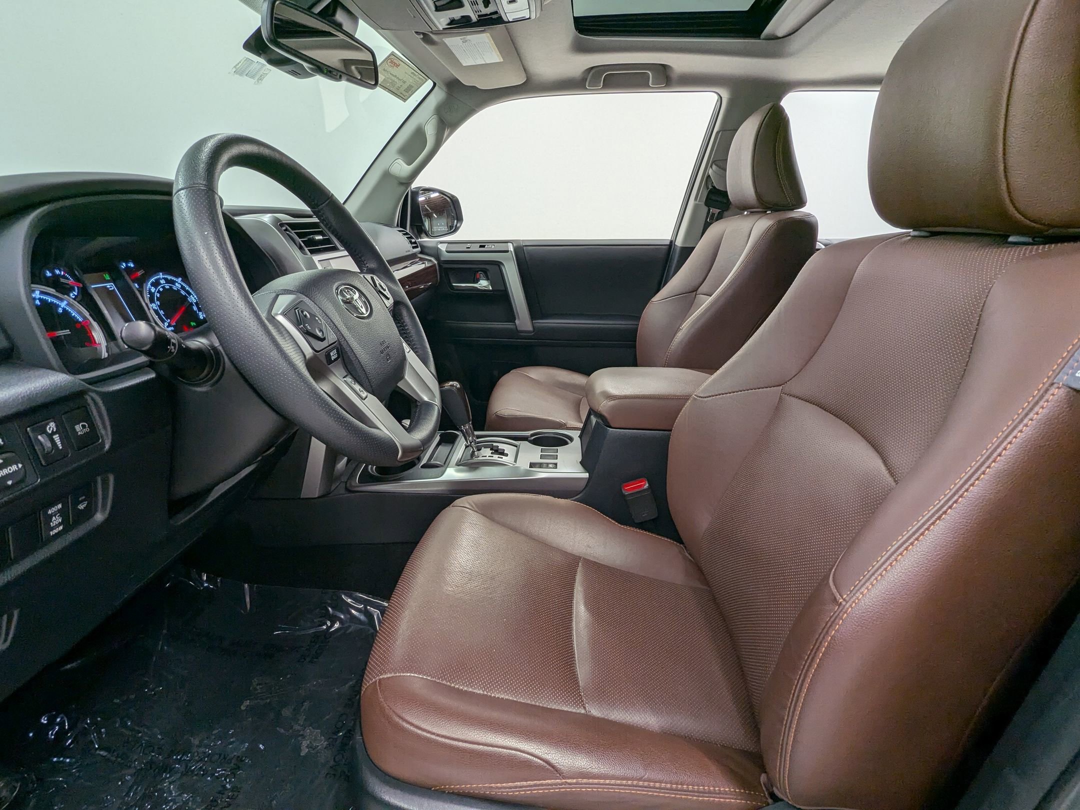 2022 Toyota 4Runner Limited photo 3