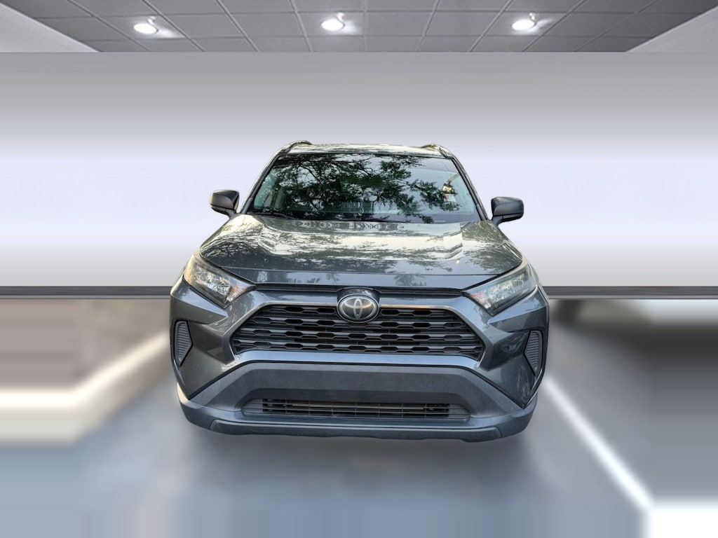 Used 2020 Toyota RAV4 LE LE FWD