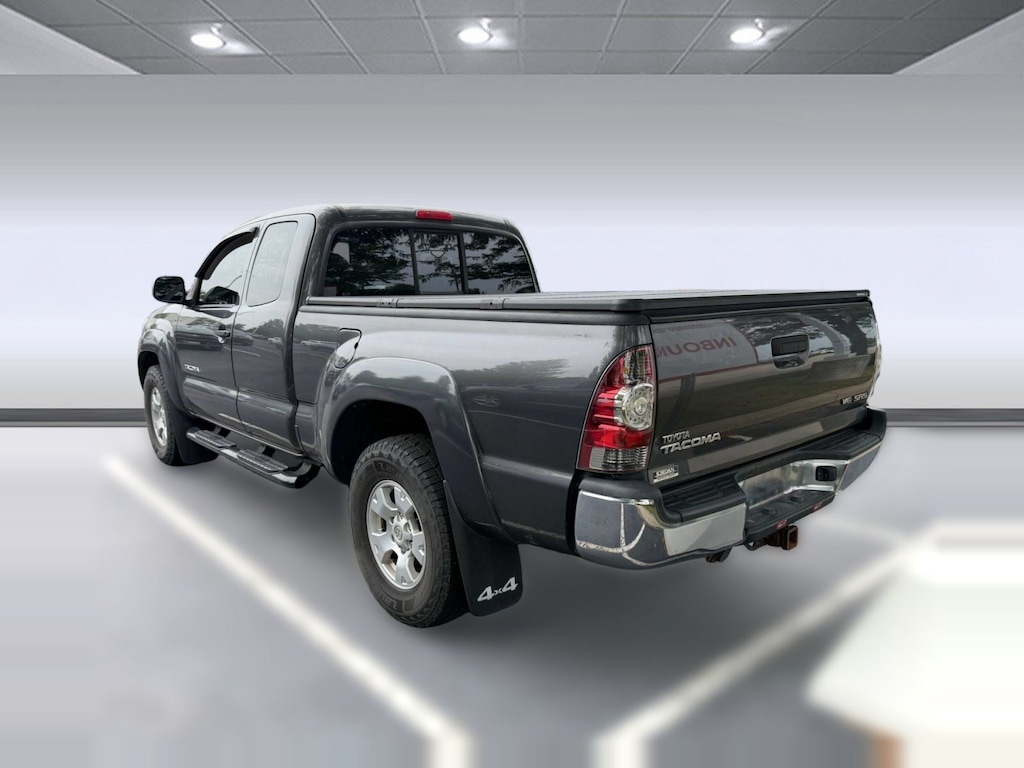 Used 2011 Toyota Tacoma Tacoma Base V6 (4WD Access V6 MT (Natl)) 4WD Access V6 MT