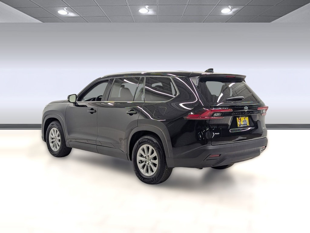 Used 2025 Toyota Grand Highlander XLE XLE AWD