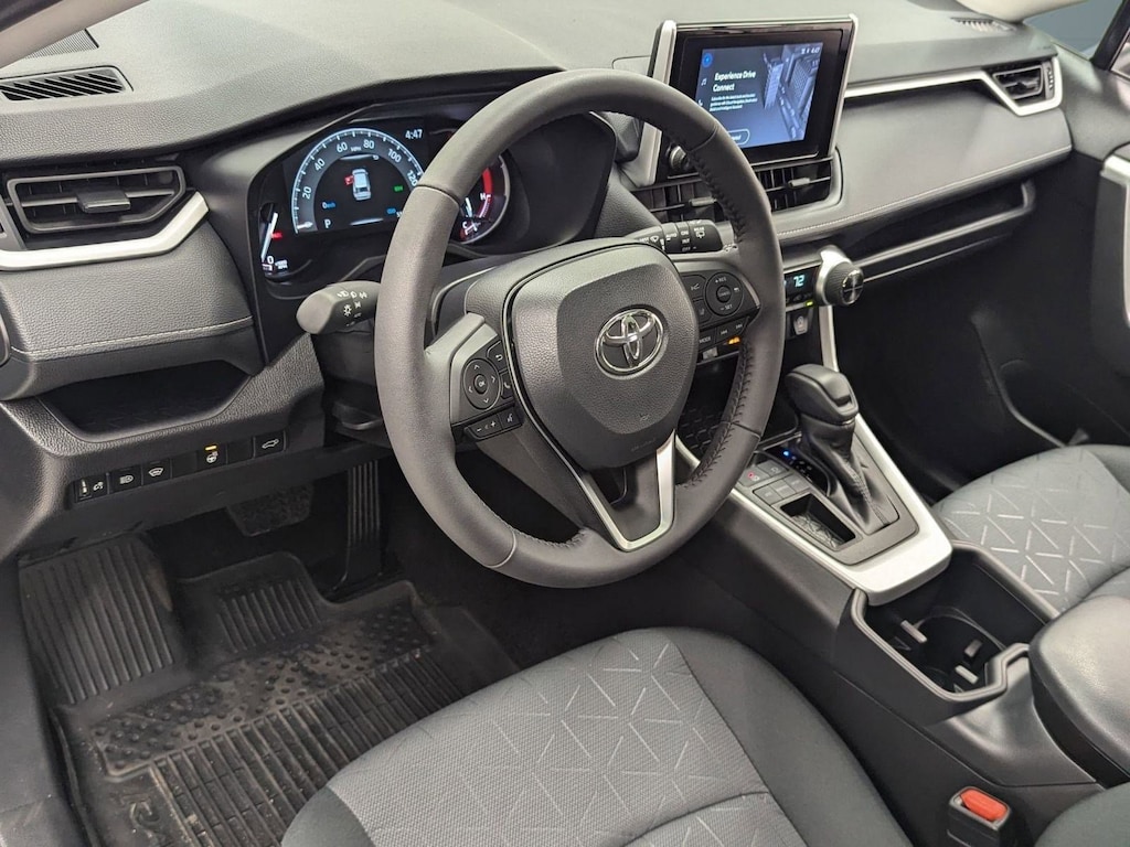 Used 2025 Toyota RAV4 XLE XLE FWD