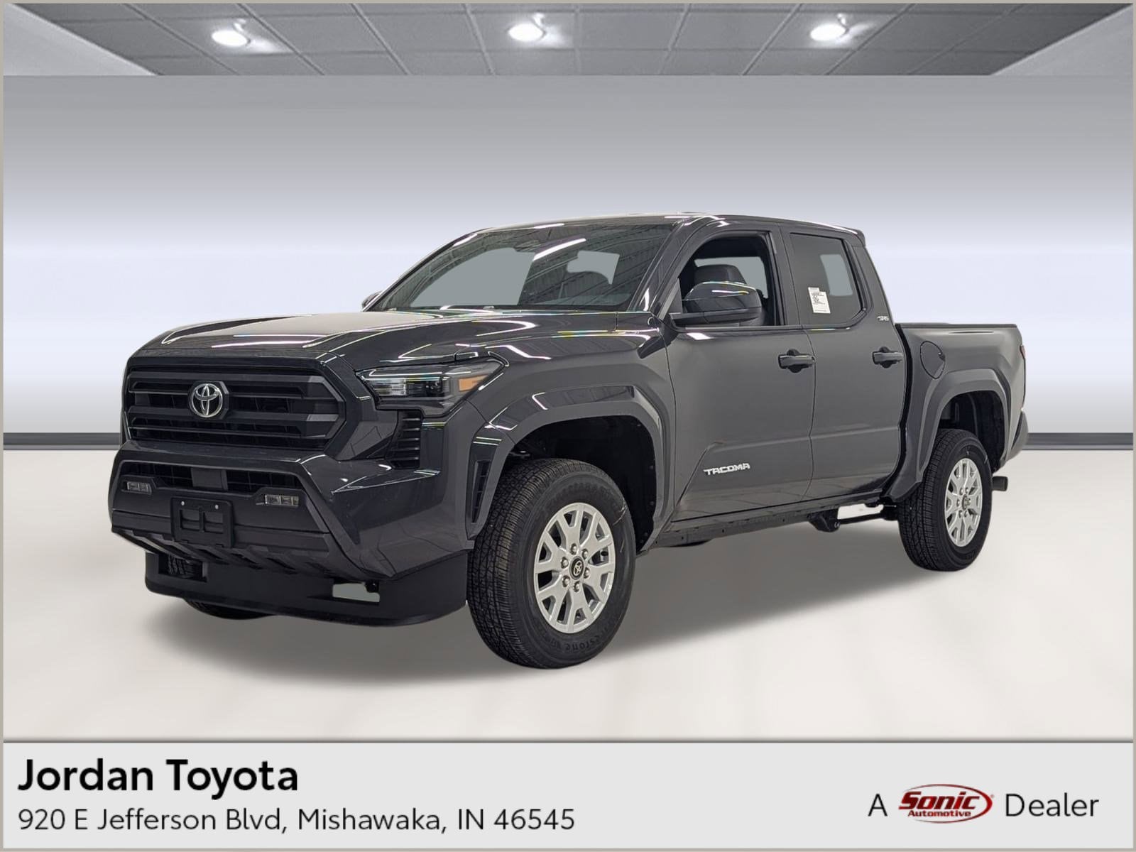 2025 Toyota Tacoma SR5's photo