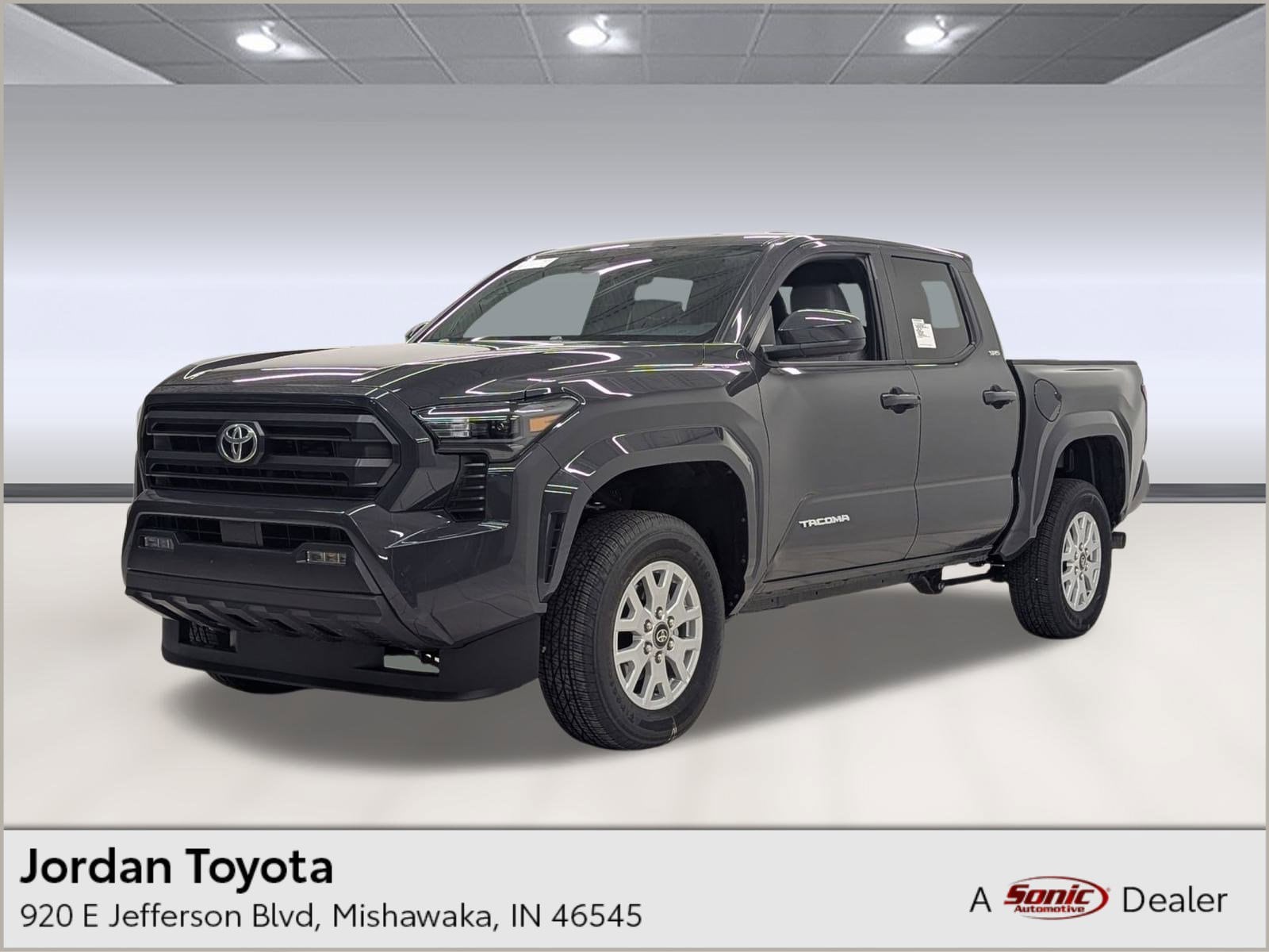 2025 Toyota Tacoma SR5's photo