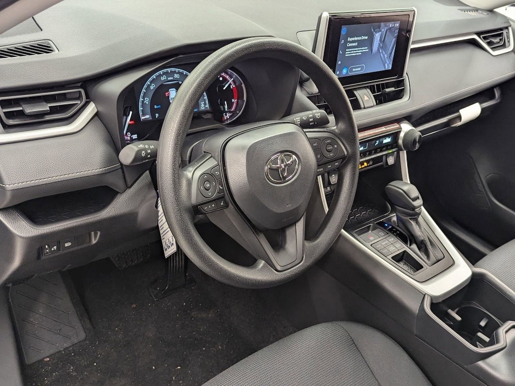 New 2025 Toyota RAV4 LE LE AWD SUV