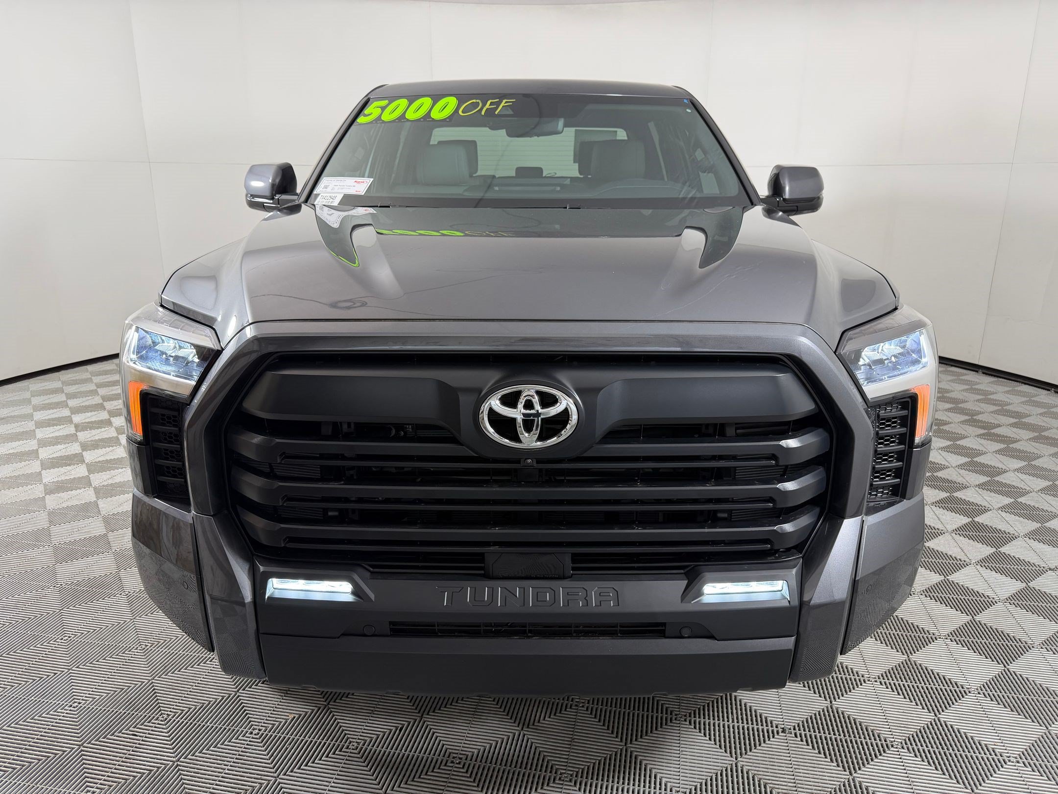 2026 Toyota Tundra SR5 - Photo 6