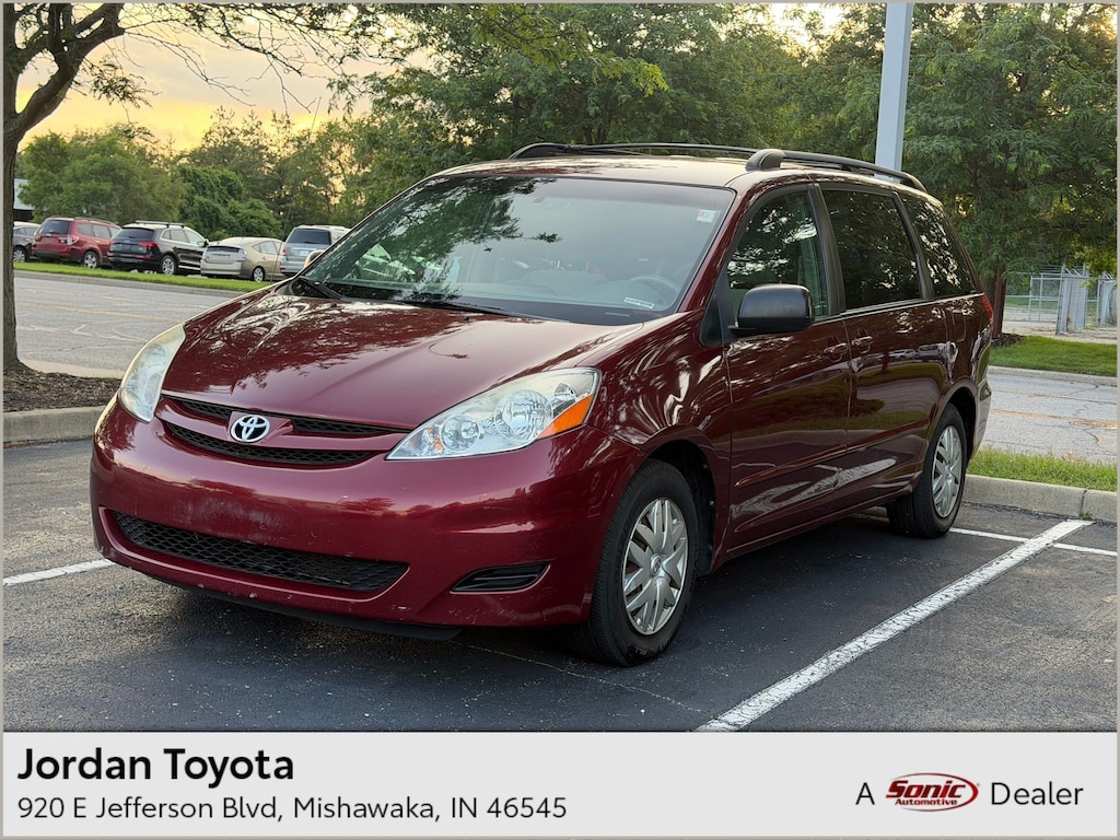 Used 2008 Toyota Sienna LE Van