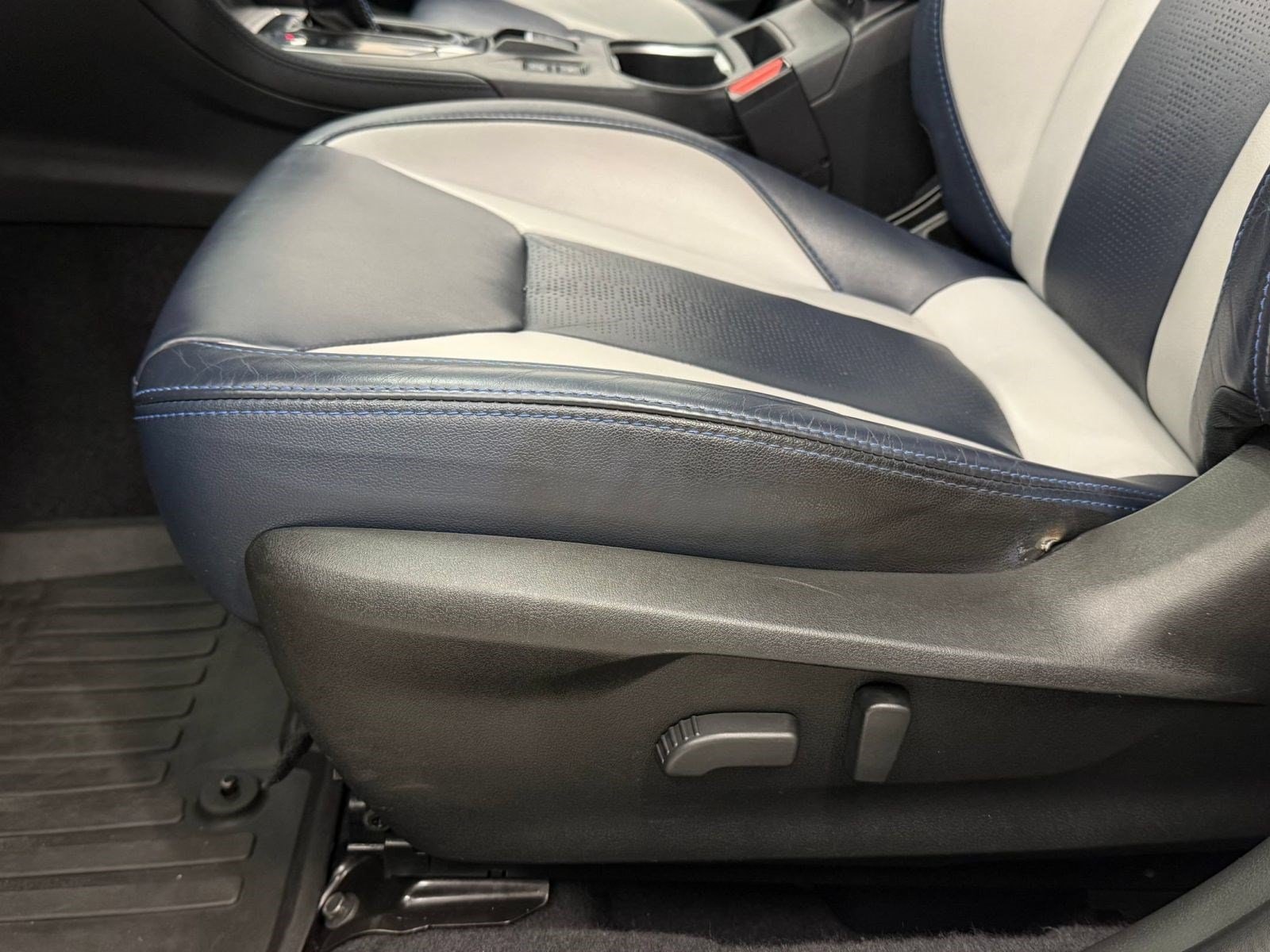 2021 Subaru Crosstrek Hybrid - Photo 12