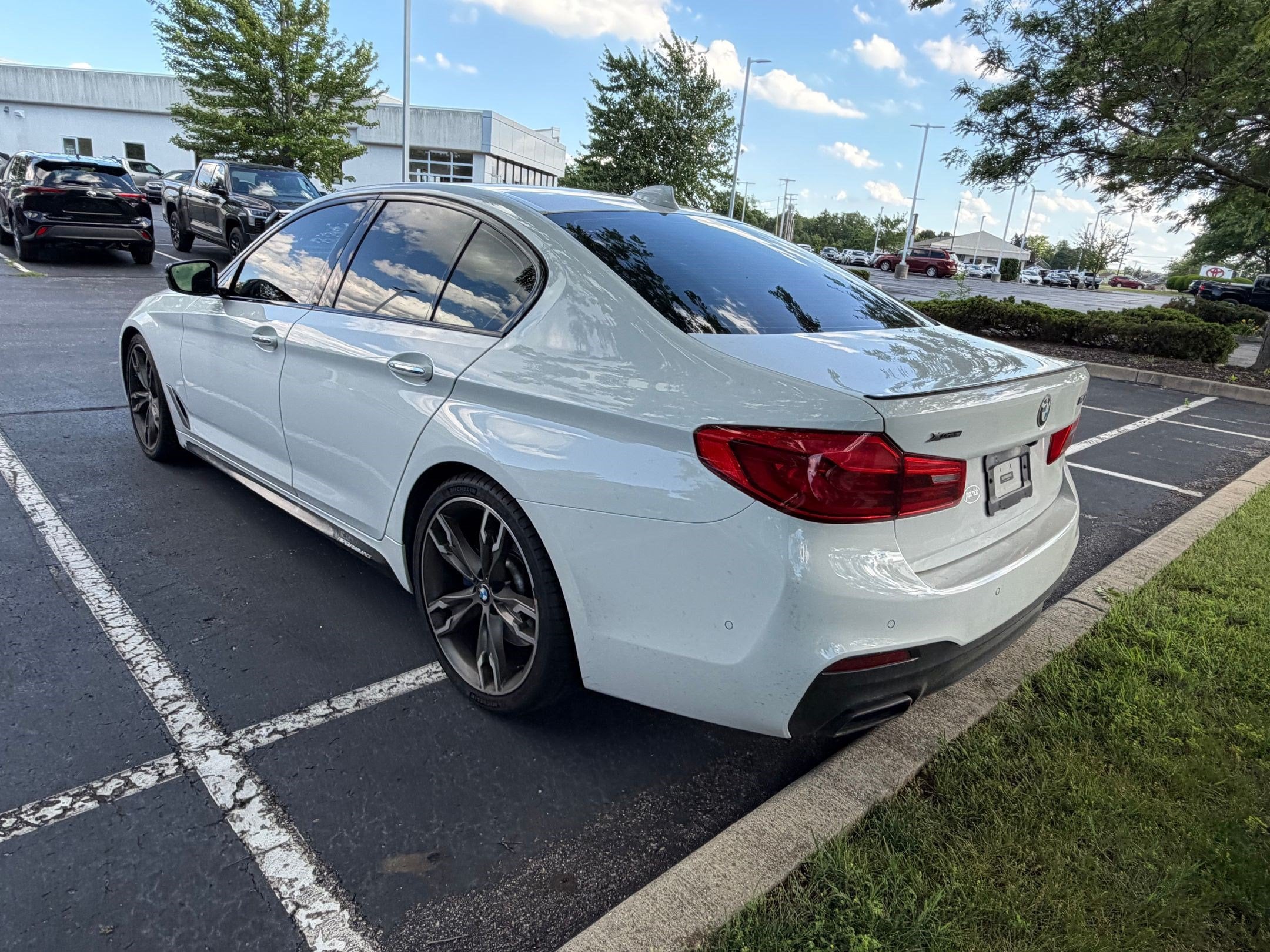 5 Series M550i XDrive Sedan
