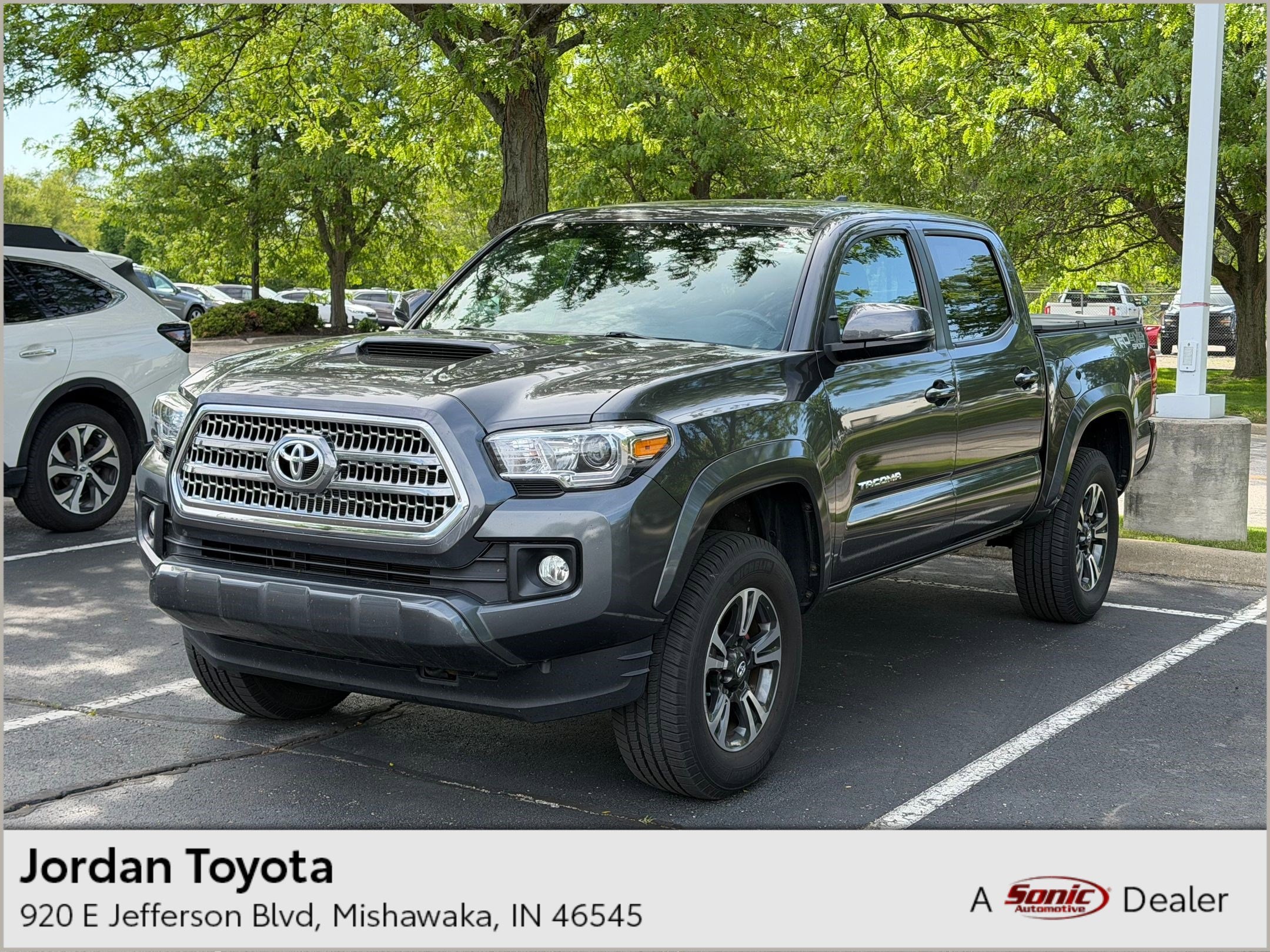 2017 Toyota Tacoma TRD Sport Double Cab 4x4 V6 Auto SB's photo