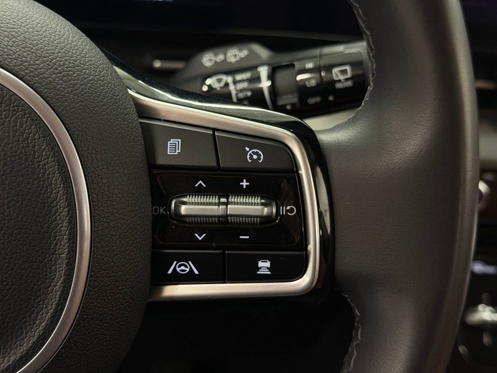 2024 Kia Carnival SX - Photo 28