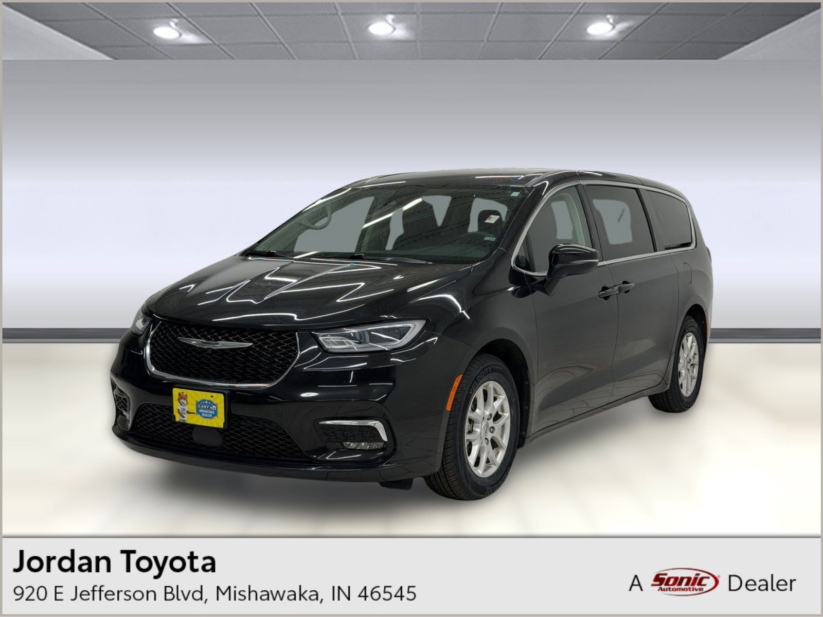 Pacifica Touring L Touring L FWD
