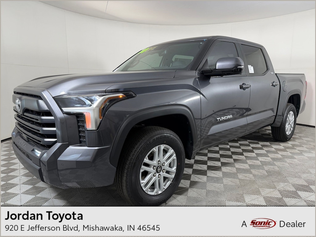 New 2026 Toyota Tundra SR5 SR5 CREWMAX 5.5