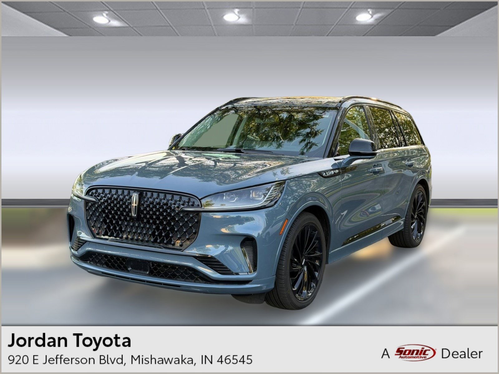 2025 Lincoln Aviator Reserve AWD's photo