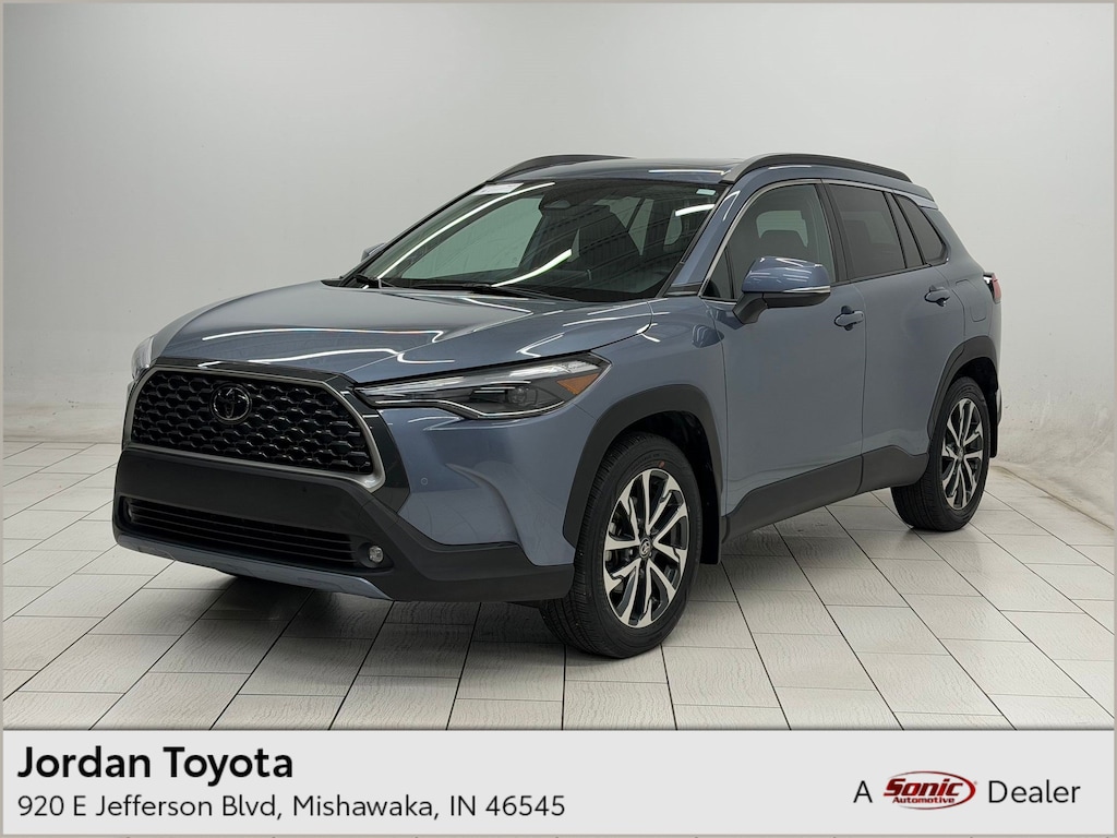 Used 2023 Toyota Corolla Cross XLE XLE 4WD