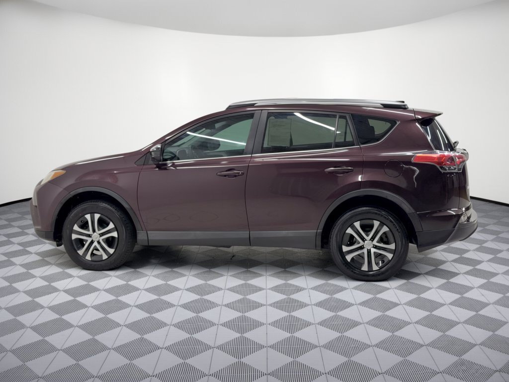 Used 2017 Toyota RAV4 LE LE AWD