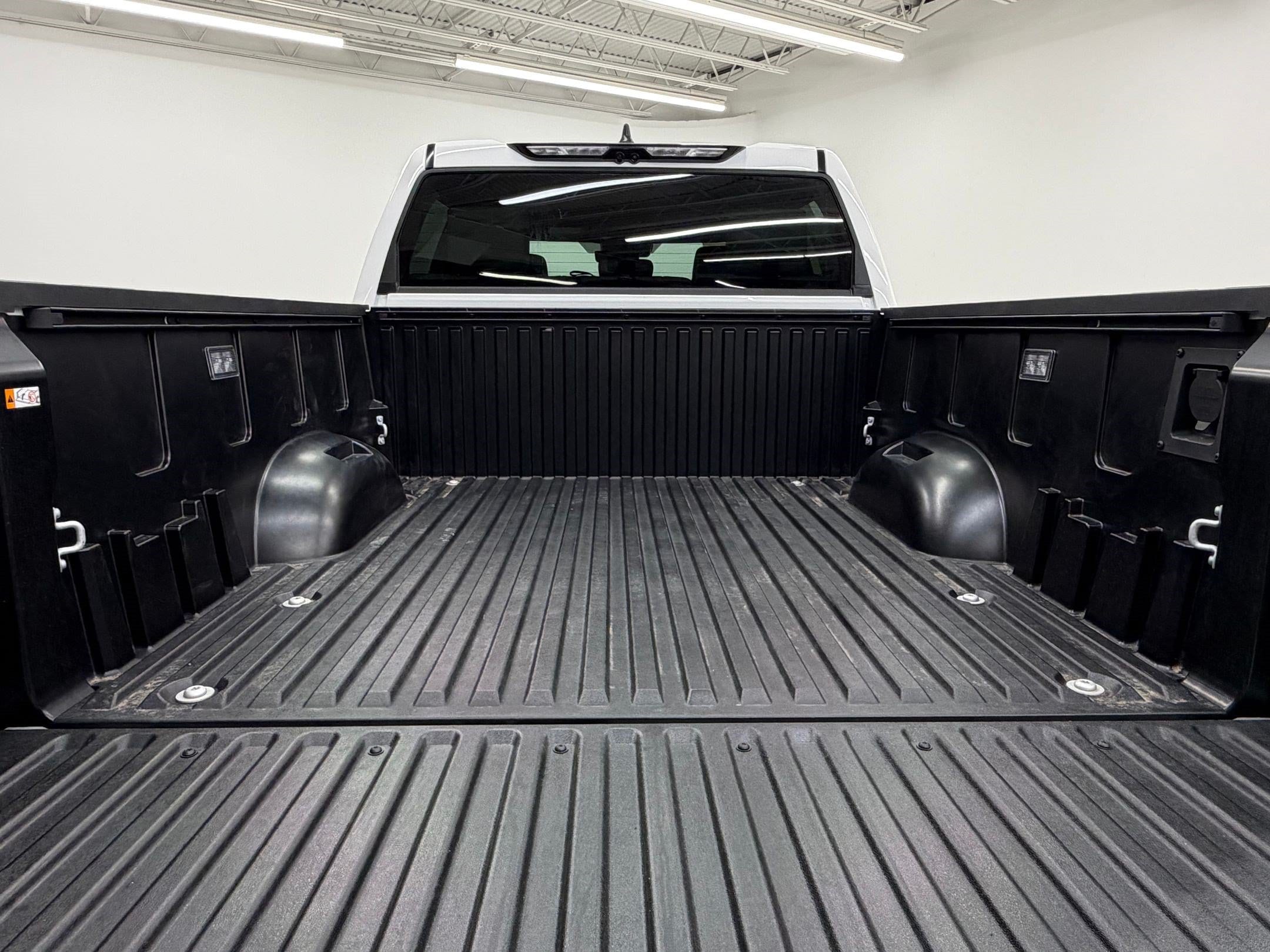 2026 Toyota Tundra Limited - Photo 28