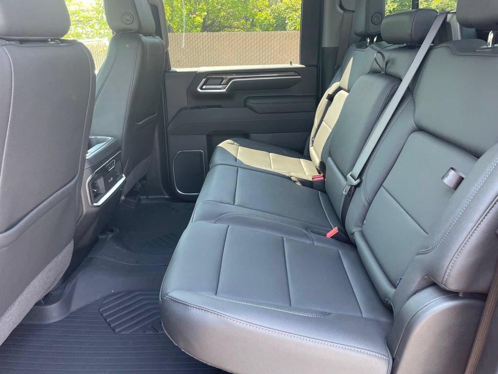 2026 Chevrolet Silverado 3500 HD LTZ - Photo 42