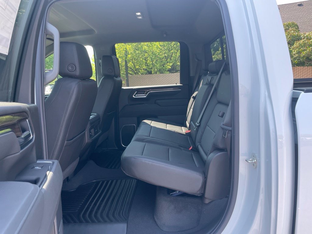 2026 Chevrolet Silverado 3500 HD LT - Photo 37