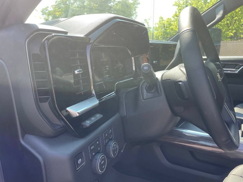 2026 Chevrolet Silverado 3500 HD LTZ - Photo 23