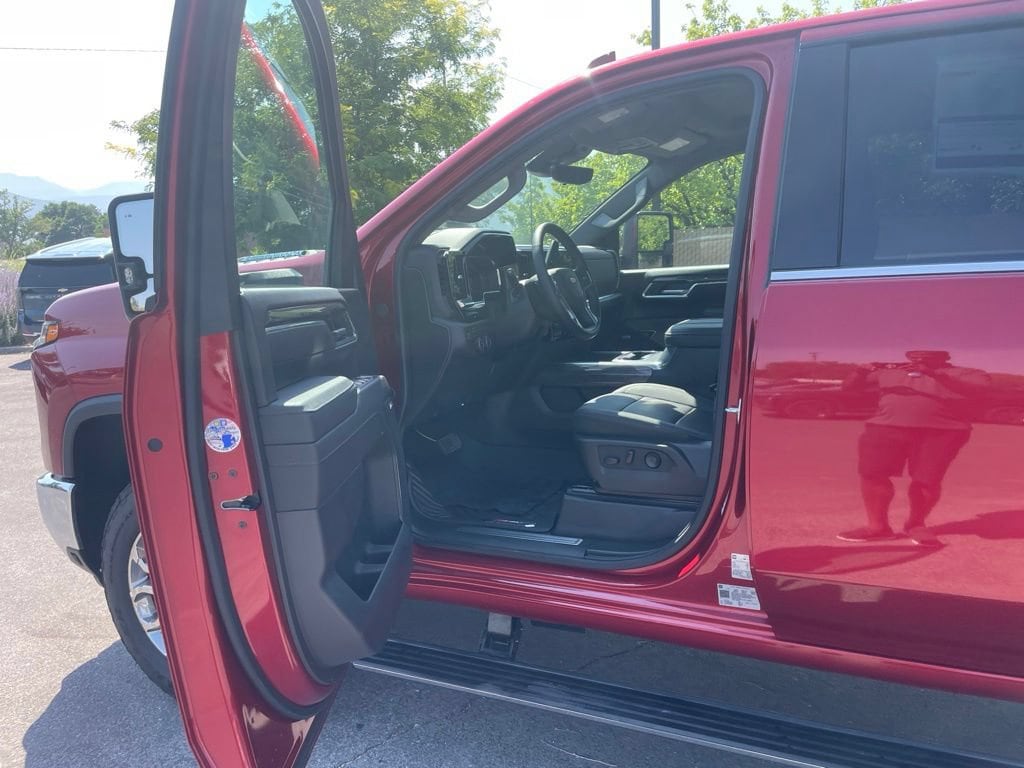 2026 Chevrolet Silverado 3500 HD LTZ - Photo 20