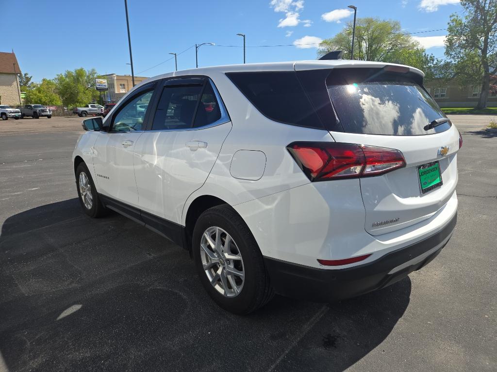 2022 Chevrolet Equinox LT photo 4